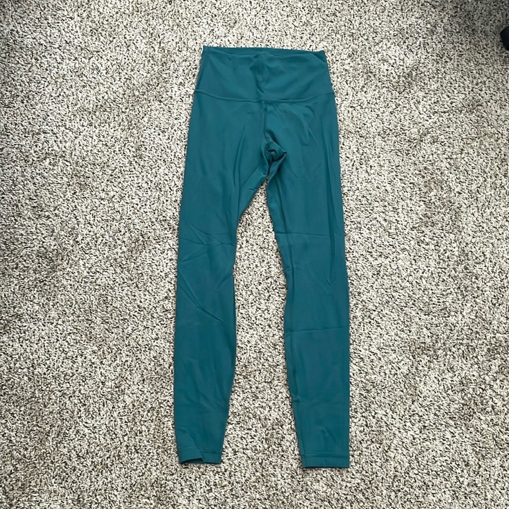 Lululemon Wunder Train 28” in Green Jasper